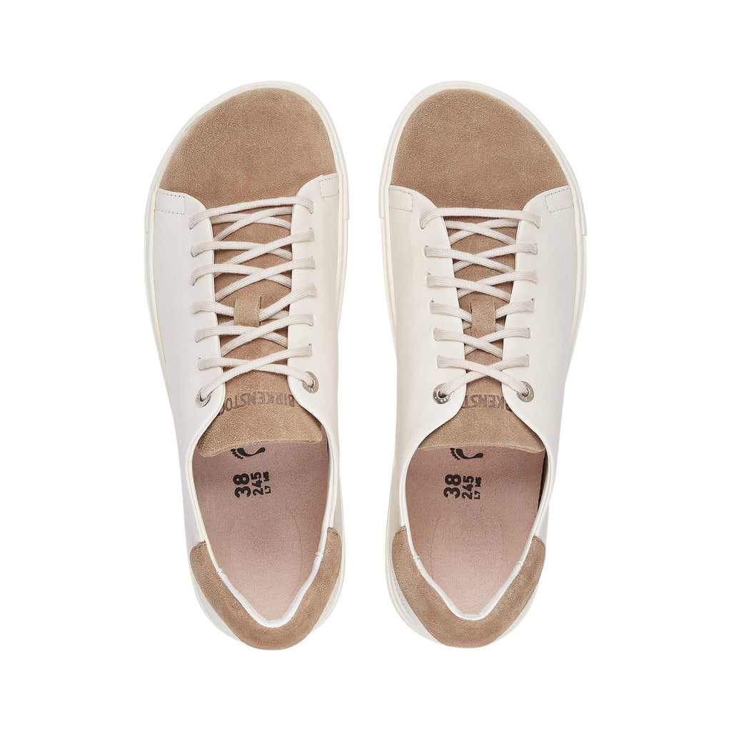Bend Low Grey Taupe/Eggshell Smooth Leather